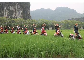 vespa tour hanoi - Ninh Binh Motorbike Private 1 Day Tour
