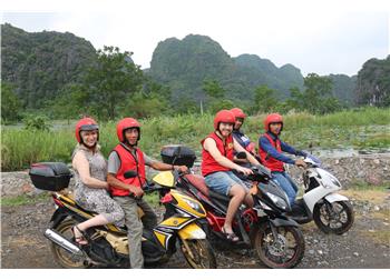 vespa tour hanoi - Ninh Binh Motorbike Tour 3 Days